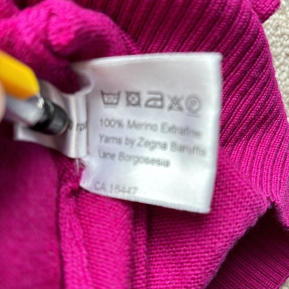 Stenströms magenta/light blue vee neck pullover sweater. - Picture 5 of 5